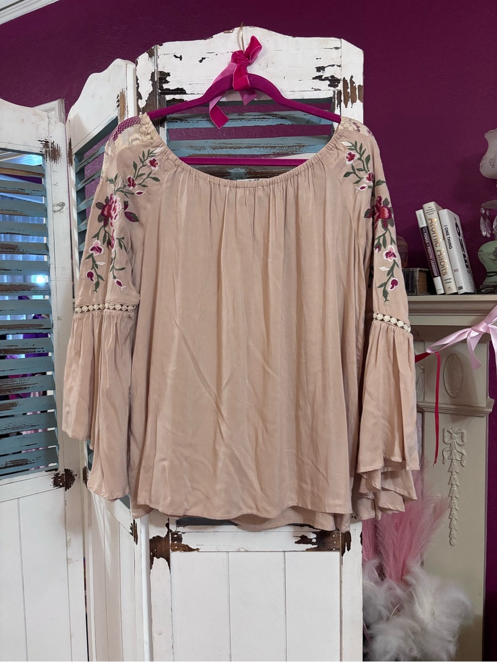 Umgee Beige Embroidered Bell-Sleeve Peasant Top Embroidered Flowers and Lace - Picture 2 of 12